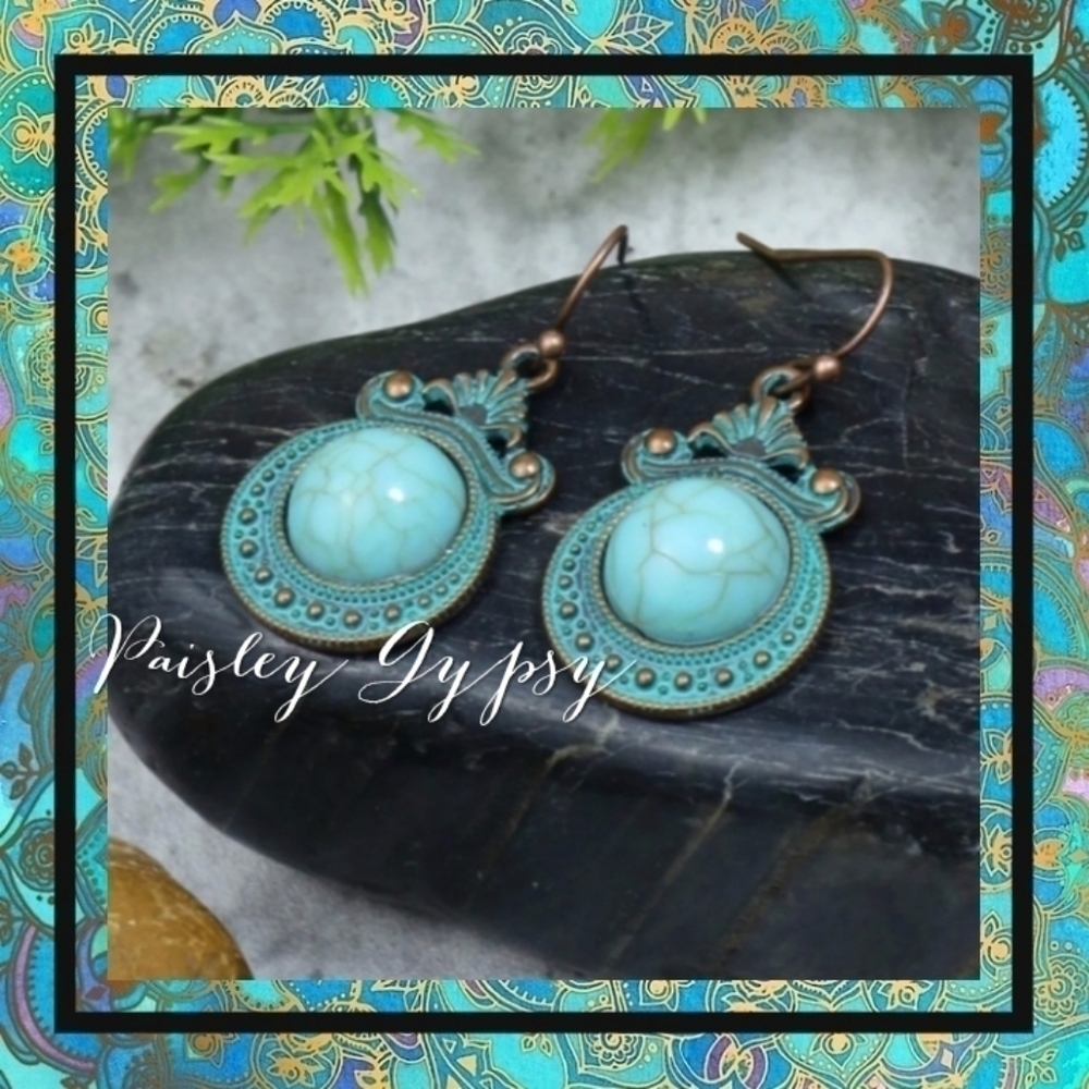 BOHEMIAN WESTERN STYLE ANTIQUED BRONZE STYLE TURQUOISE COLOR EARRINGS
